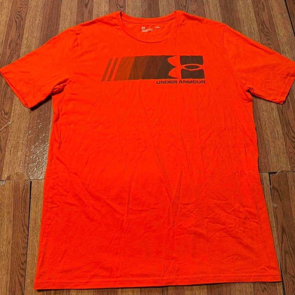 Under Armour Orange Center Graphic Retro Sportswear Essential Shirt Large
